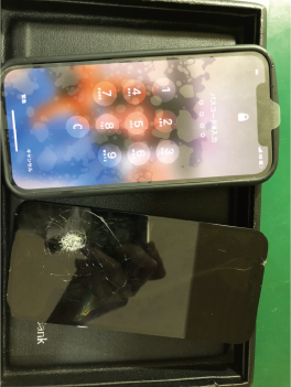 交換後のiPhone液晶